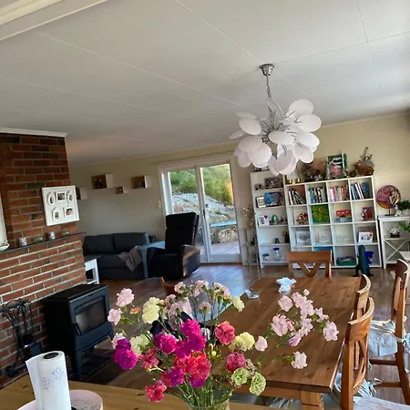 Flott Sorlandshus Leies Ut * Arendal